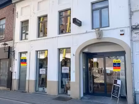 te huur 550 m2– topligging diest (hasseltsestraat 13)