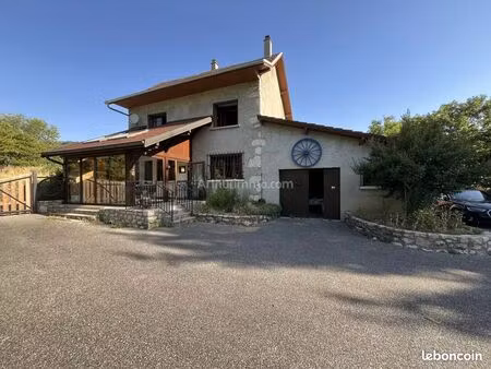 maison 3 pièces 83 m²