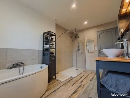 maison de bourg rénovée 108m2
