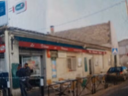 vends sol avec batisse