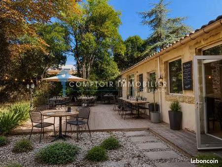 immeuble 10 pièces 550 m²