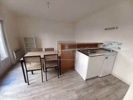 studio 1 pièce 23 m²