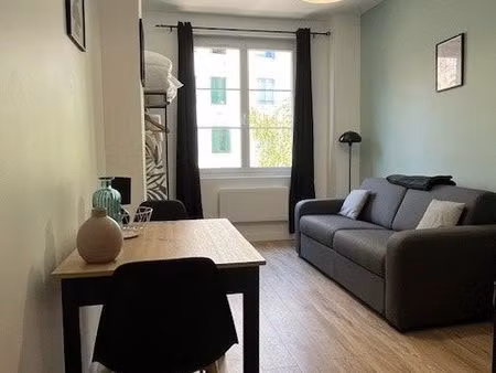 studio 1 pièce 15 m²