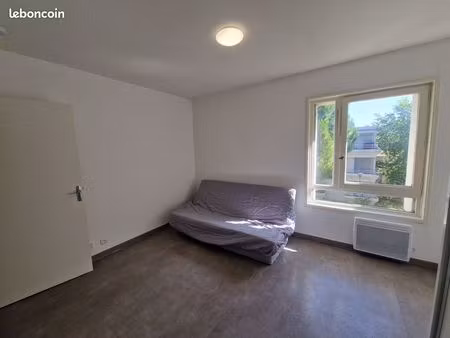 studio 1 pièce 17 m²