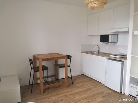 studio 1 pièce 16 m²