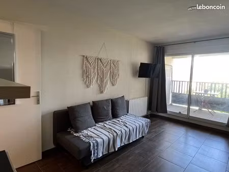 studio 1 pièce 25 m²