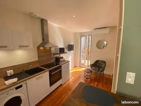 studio climatisé avec terrasse