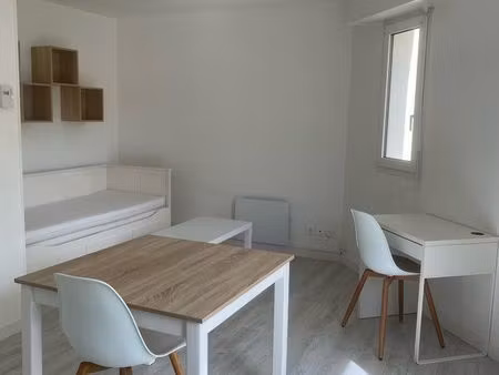 studio folie couvrechef
