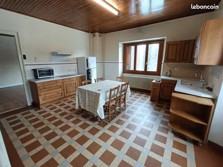 duplex 4 pièces 110 m²