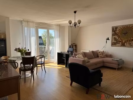 appartement 3 pièces 80 m²