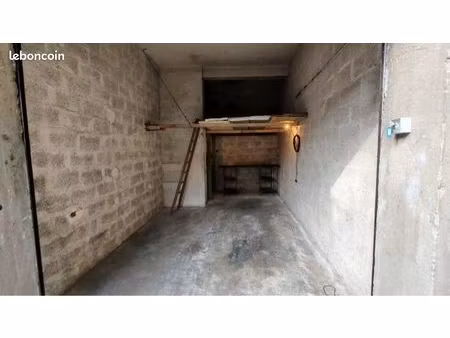 local/garage marseille 13004