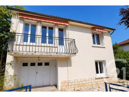 location maison 4 pièces 61 m² à souillac (46200)  579 €