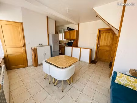 t4 pour étudiant saint honoré amiens 72m2 750