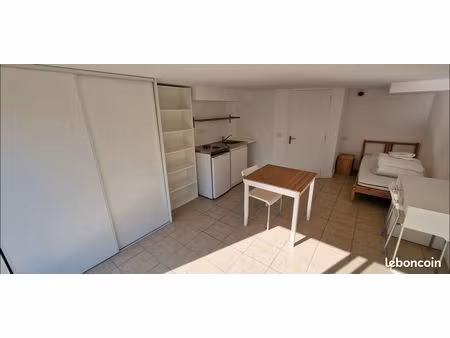 studio étudiant
