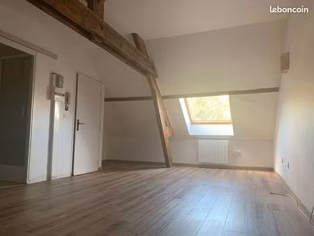 studio 1 pièce 25 m²