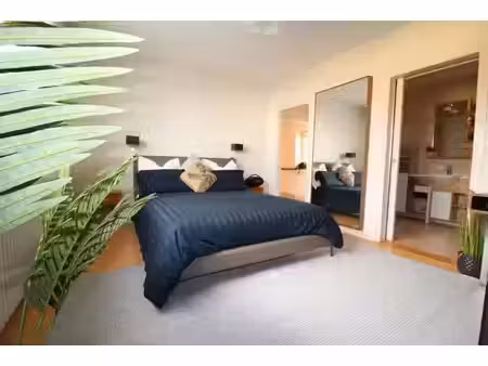 location meublée maison 8 pièces 261 m² à la roche-sur-yon (85000)  650 €