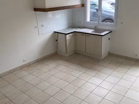 location maison 3 pièces 80 m² à remouillé (44140)  750 €