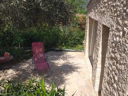 petite villa individuelle dans propriété