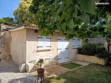 charmant studio sur jardin