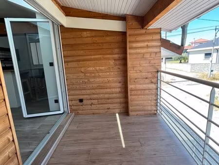appartement 2 chambres + bureau - terrasse couverte  clim