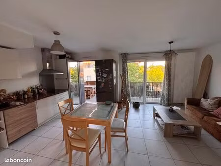 appartement traversant à chens-sur-léman