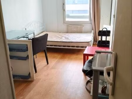 chambre 1 pièce 17 m²