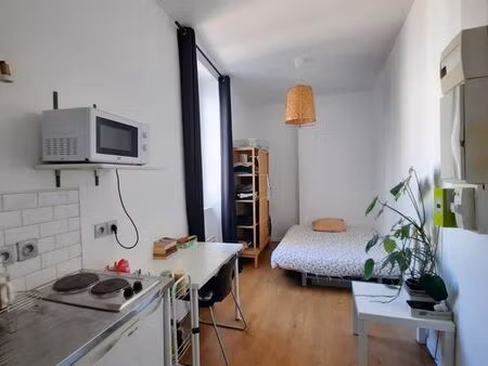 location studio meublé grange blanche
