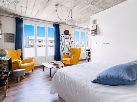 élégant appartement – les catalans