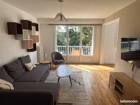 t3 meublé 72 m² – balcon  parking  cave – quartier zola  nantes