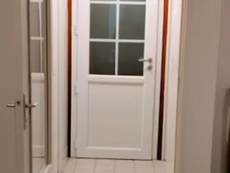 location meublée maison 2 pièces 50 m² à favrieux (78200)  1 100 €