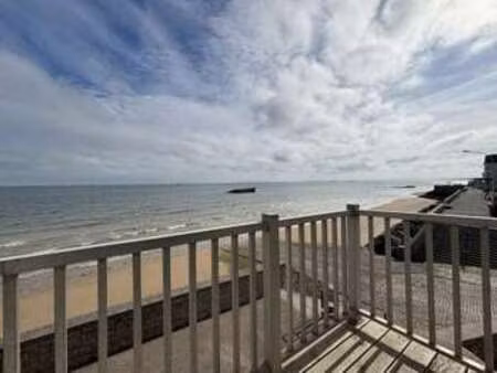 vente maison à arromanches-les-bains (14117) : à vendre / 92m² arromanches-les-bains