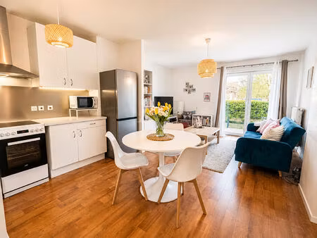 location appartement 2 pièces  42.09m²  serris