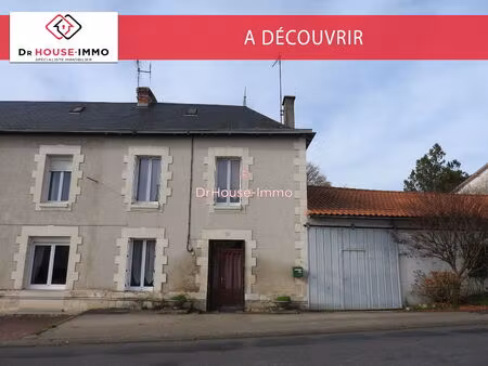 maison de 94m2  bâtie sur un terrain de 345m2.