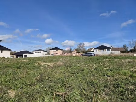parc du château - terrain constructible 600 m² (plein sud)