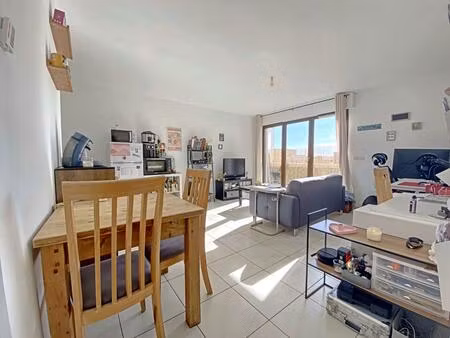 2 pièces à vendre quartier