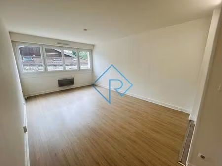 appartement à paris (75020)