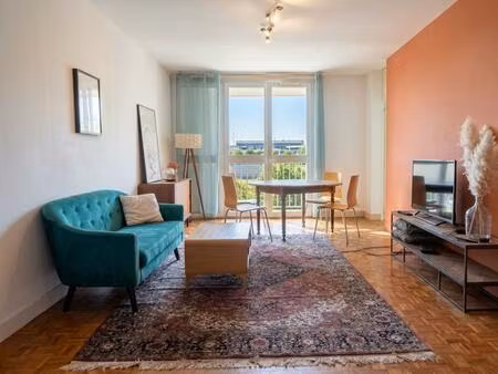 appartement t5 avec 2 places de parking
