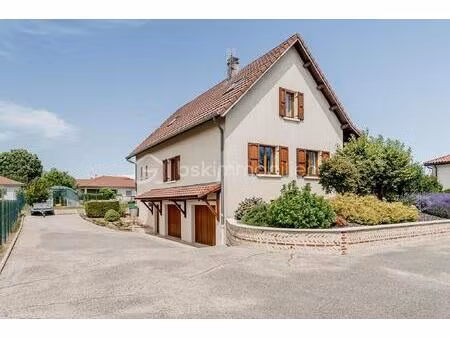 maison de 161 m² à bressolles
