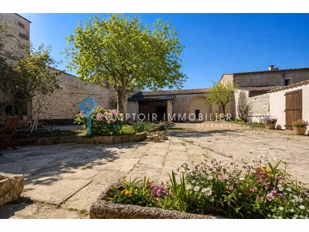 propriete 9pièce(s) 5chambre(s) 268 m² vergèze (30310)