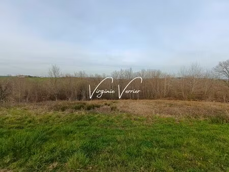 terrain constructible 2.469 m² - 19130 louignac