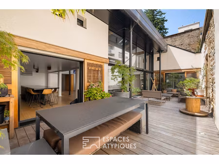 loft familiale avec patio au coeur de foch