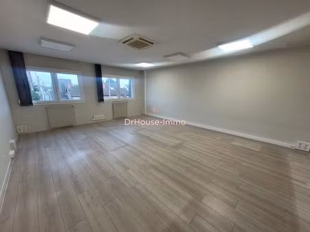 ensemble de bureaux