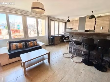 appartement 3 pièces 53 m²