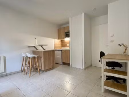 studio meublé 27m2 proche iut fac