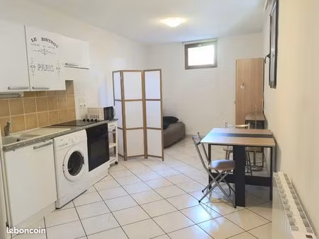 studio meublé sassenage 21m2 490