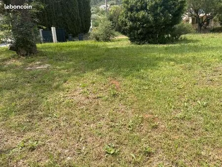 terrain 504 m² pierrefeu du var