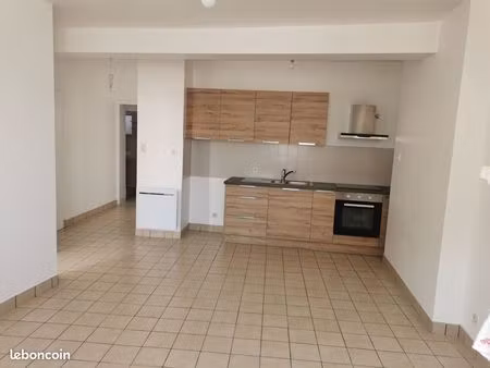 appartement 3 pièces 53m² centre de locminé