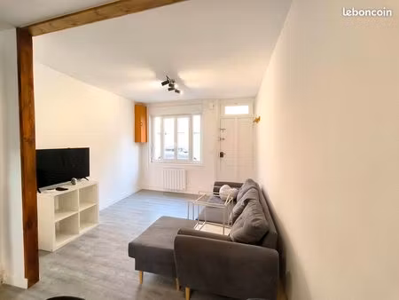 location maison de ville
