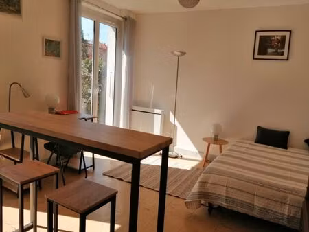 studio meublé