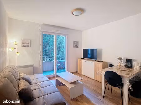 studio meublé